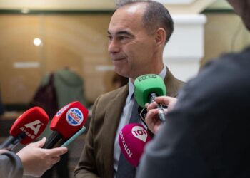 Lara reclama soluciones urgentes ante la crisis ferroviaria que afecta a la provincia antes del inicio de la temporada alta turística