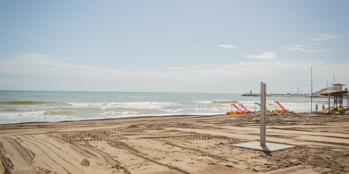 El Ayuntamiento de Torremolinos se anticipa para la recuperación de las playas