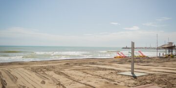 El Ayuntamiento de Torremolinos se anticipa para la recuperación de las playas