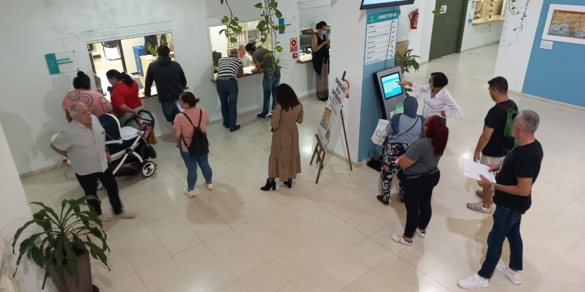 Los vecinos pueden consultar el censo electoral para las elecciones andaluzas a través de la web municipal y en las oficinas del Padrón