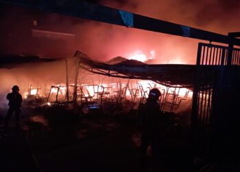 Susto tremendo en el Club de Golf Guadalmina: calcinado un centenar de buggies del campo