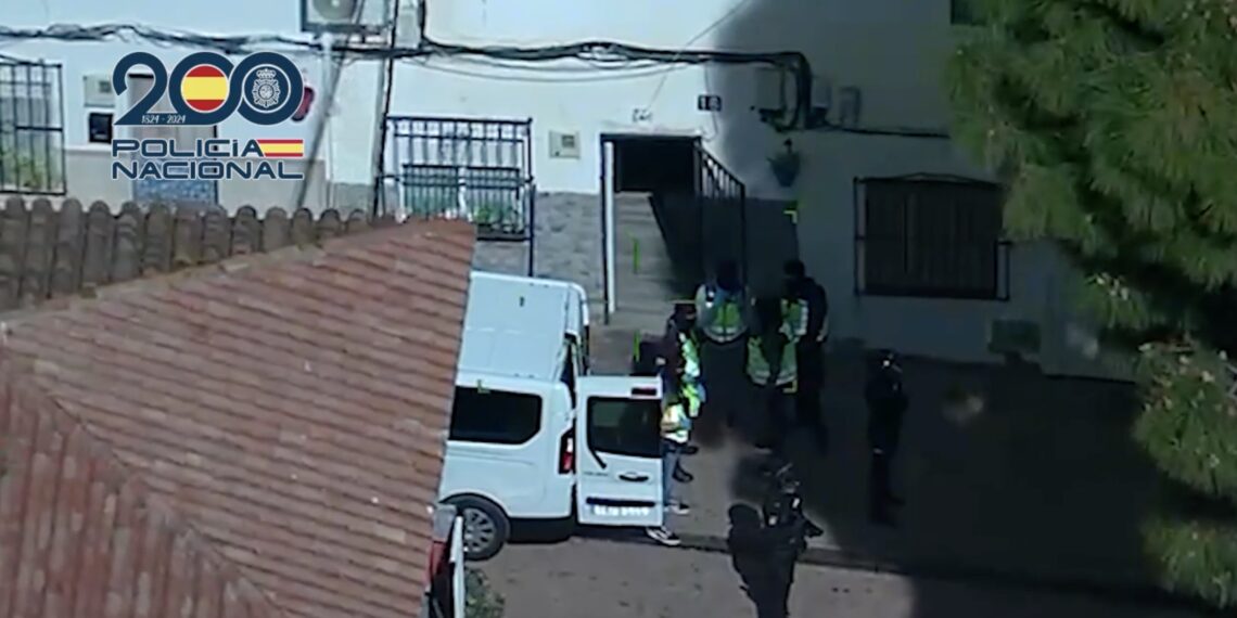 Detenidos cuatro miembros de un clan familiar que controlaban la venta de drogas en el barrio esteponero de Los Pescadores