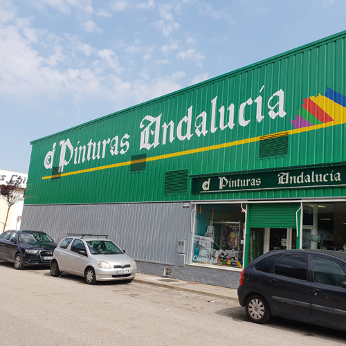 Pinturas Andalucía dona 8.000 litros de pintura para viviendas afectadas por el temporal