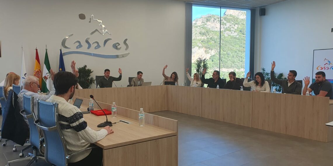 Casares aprueba una moción para solicitar la construcción de un segundo instituto de secundaria