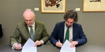 Andalucía Emprende y MicroBank acuerdan colaborar en los ‘Premios Emprendemos’ de la Junta