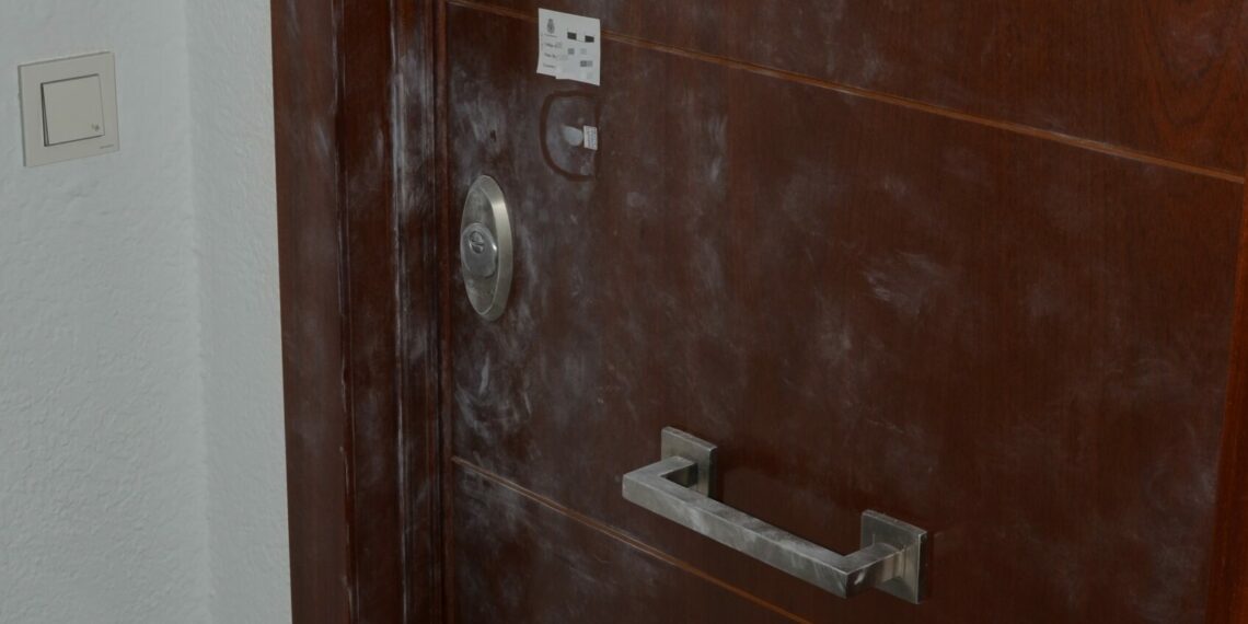 Detenidos dos jóvenes que cometían robos en viviendas de Málaga mientras los moradores dormían