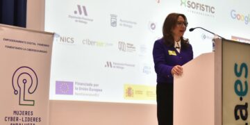 La Junta invita a ‘Mujeres Cyber-líderes’ a ayudar a la administración en su lucha contra las desigualdades en el mundo digital