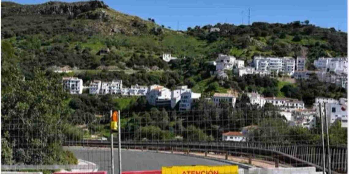 Casares reabre parcialmente la A-7150 los fines de semana y festivos mientras continúan las obras