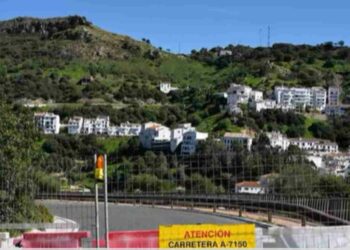 Casares reabre parcialmente la A-7150 los fines de semana y festivos mientras continúan las obras