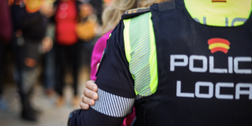 La alcaldesa de Marbella tras la muerte de Víctor Hernández, policía local: «Un día triste para el municipio»