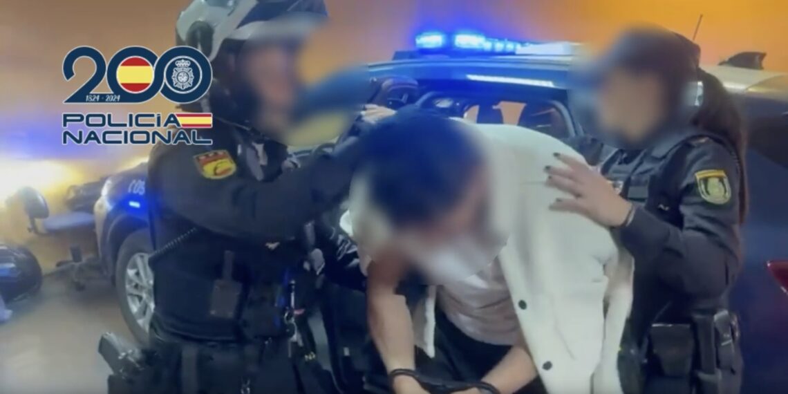 Detenido en Alicante un maltratador en busca y captura que apuñaló a los suegros, en presencia de su expareja, en Málaga