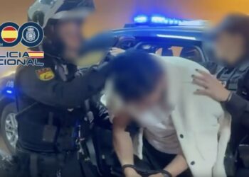 Detenido en Alicante un maltratador en busca y captura que apuñaló a los suegros, en presencia de su expareja, en Málaga