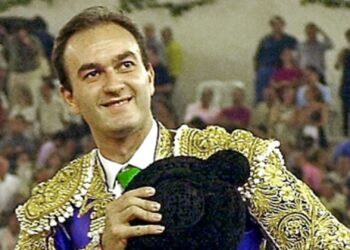 Tragedia en La Malagueta: un toro acaba con la vida de un trabajador la tarde del Viernes Santo