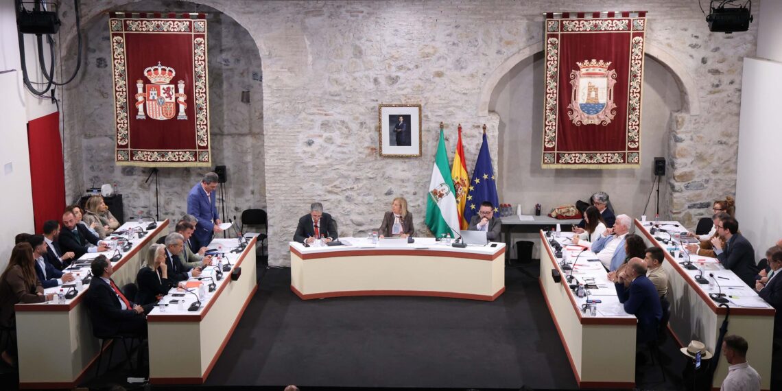 Aprobada la distinción de Ciudadanos Honorarios a 17 vecinos en reconocimiento a su trayectoria profesional y personal