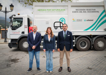 Tres nuevos camiones se suman a la recogida selectiva de papel-cartón y envases en la Costa del Sol