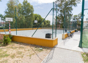 Formalizado el contrato para construir dos pistas deportivas en Nueva Atalaya