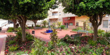 El Ayuntamiento finaliza la remodelación integral de las plazas Las Musas y Olimpo