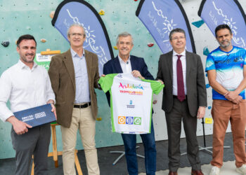El rocódromo municipal de Estepona acoge la celebración del Campeonato de España Universitario de Escalada 2026