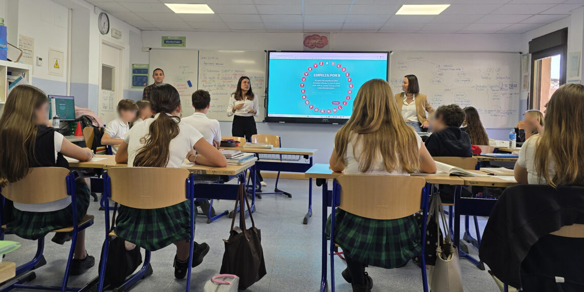 Profesionales del Hospital Quirónsalud Marbella forman sobre salud mental y prevención del bullying a alumnos del Colegio Alemán