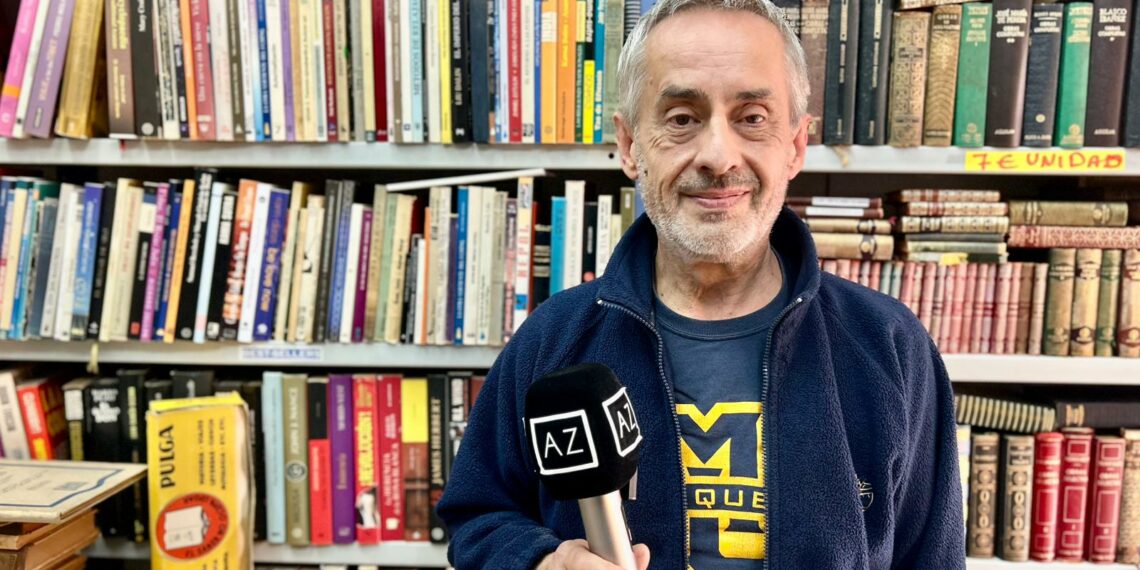 La Librería Abadía de Málaga se despide buscando cobijo para 20.000 libros: «Queremos que sigan vivos con nuestros lectores»