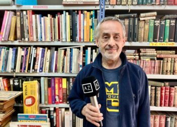 La Librería Abadía de Málaga se despide buscando cobijo para 20.000 libros: «Queremos que sigan vivos con nuestros lectores»