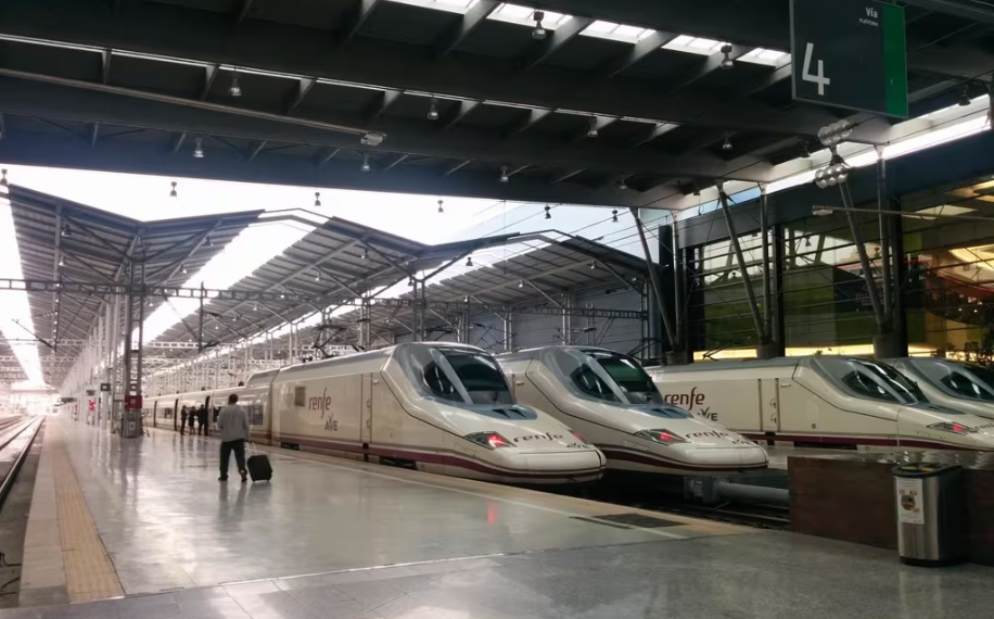 Málaga recupera el AVE directo a Madrid: pasará por Álora tres meses después del desprendimiento