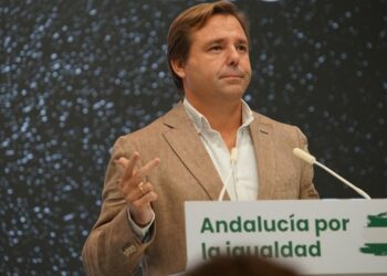 PP-A denuncia «campaña sucia» de Montero, a la que pide «cese como militante» de quien intentó «agredir» a Moreno