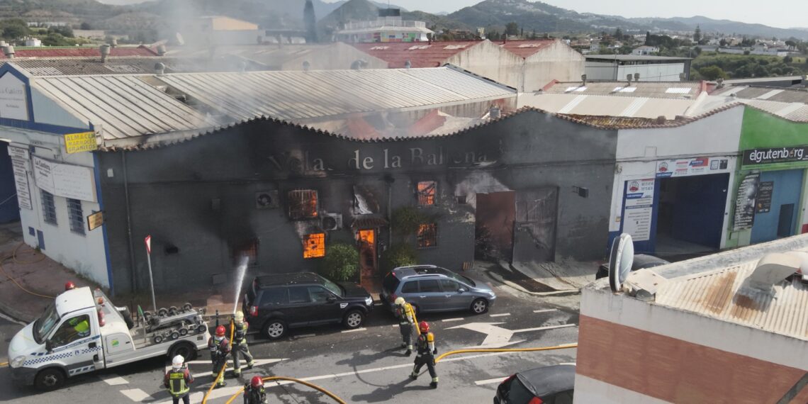 24 años de trabajo calcinados por el fuego en Marbella: «La desolación es enorme»