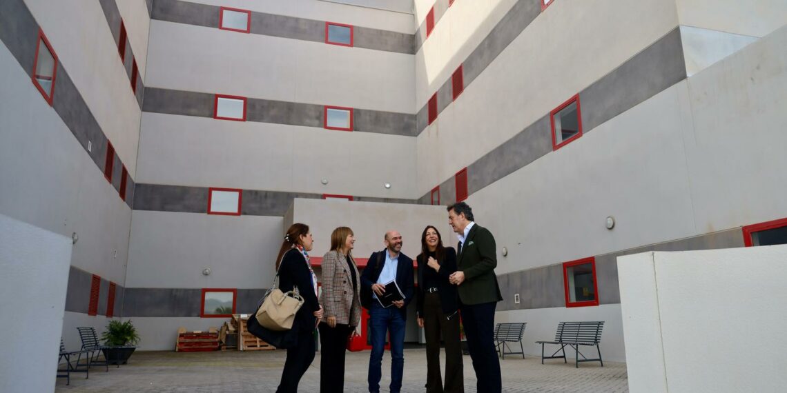 La nueva central de teleasistencia de Málaga contará con 174 puestos de atención