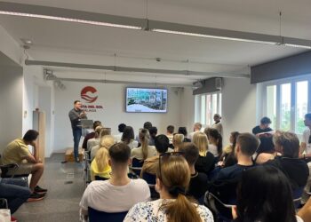 Turismo Costa del Sol acerca su modelo turístico sostenible con presentaciones a estudiantes universitarios noruegos