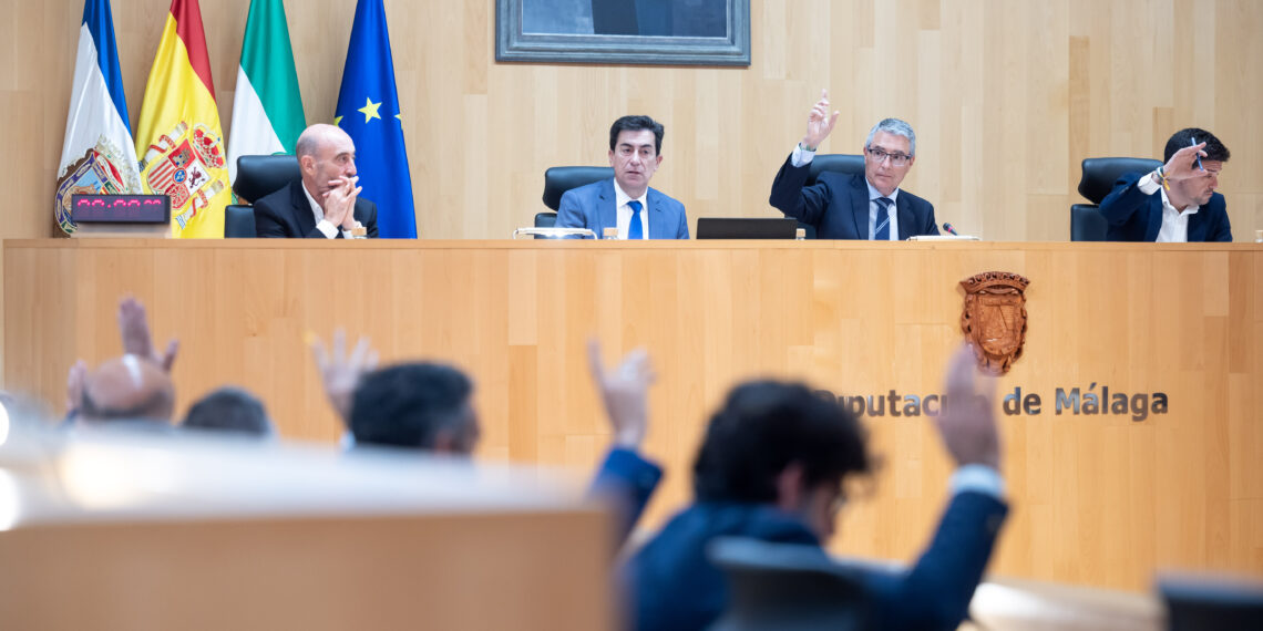 Diputación aprueba un nuevo plan de ayuda a todos los municipios de la provincia dotado con 34,5 millones de euros