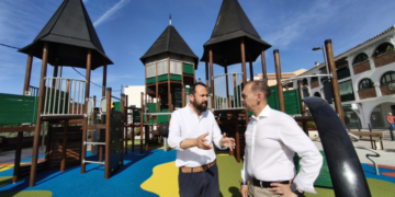Modernizado el parque infantil de Pueblosol con una completa renovación del pavimento de seguridad
