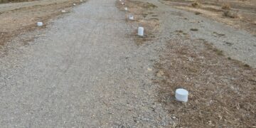 El Ayuntamiento de Manilva denuncia el robo de más de 100 luces LED nuevas en la Senda Litoral: «Un grave perjuicio para el municipio»