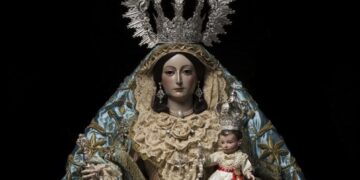 Denuncian el robo de joyas de la Virgen del Rosario, patrona de la barriada de El Palo de la capital