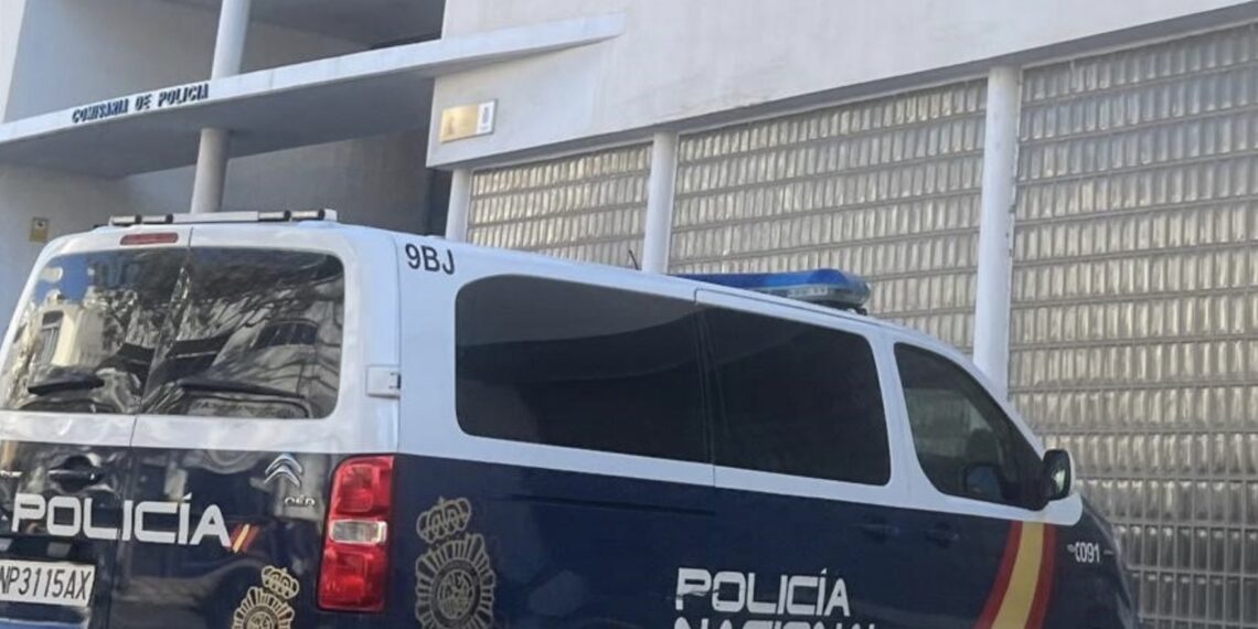 Detenidos los autores de varios robos con fuerza que se ensañaron con un mismo establecimiento en Marbella