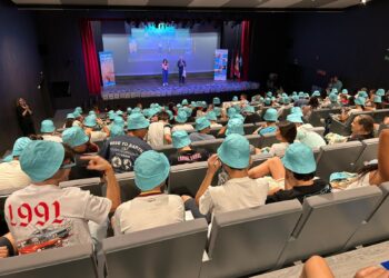 Unos 300 alumnos asisten a la I Edición de los premios para colegios públicos ‘Creciendo Soludable’