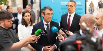 Málaga se suma al viaje del agua: se inaugura la gran exposición itinerante de ASA Andalucía por su 40º aniversario