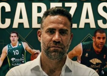 Benahavís recibe a la leyenda del baloncesto malagueño Carlos Cabezas en una conferencia sobre valores del deporte