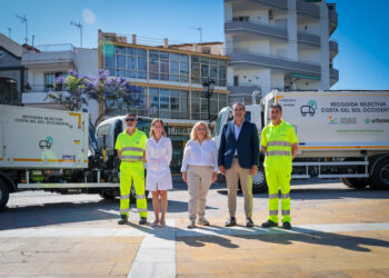 Mancomunidad y Urbaser presentan nuevos vehículos para reforzar el servicio de recogida selectiva en Fuengirola y Torremolinos