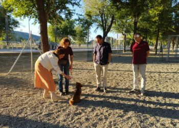 Torremolinos inaugura un nuevo parque canino en la avenida de la Libertad