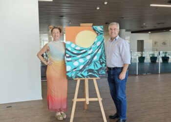 Presentado el cartel anunciador de la Feria y Fiestas Mayores 2026 a cargo de la artista Marta Bernad