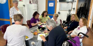 Compañía y actividades frente a la enfermedad invisible: la vital labor de AFIBRO+ en Arroyo de la Miel