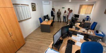 Lara visita las oficinas municipales de Intervención tras su reforma integral