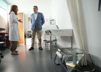 Sanidad implanta la derivación desde Atención Primaria a Fisioterapia en toda Andalucía