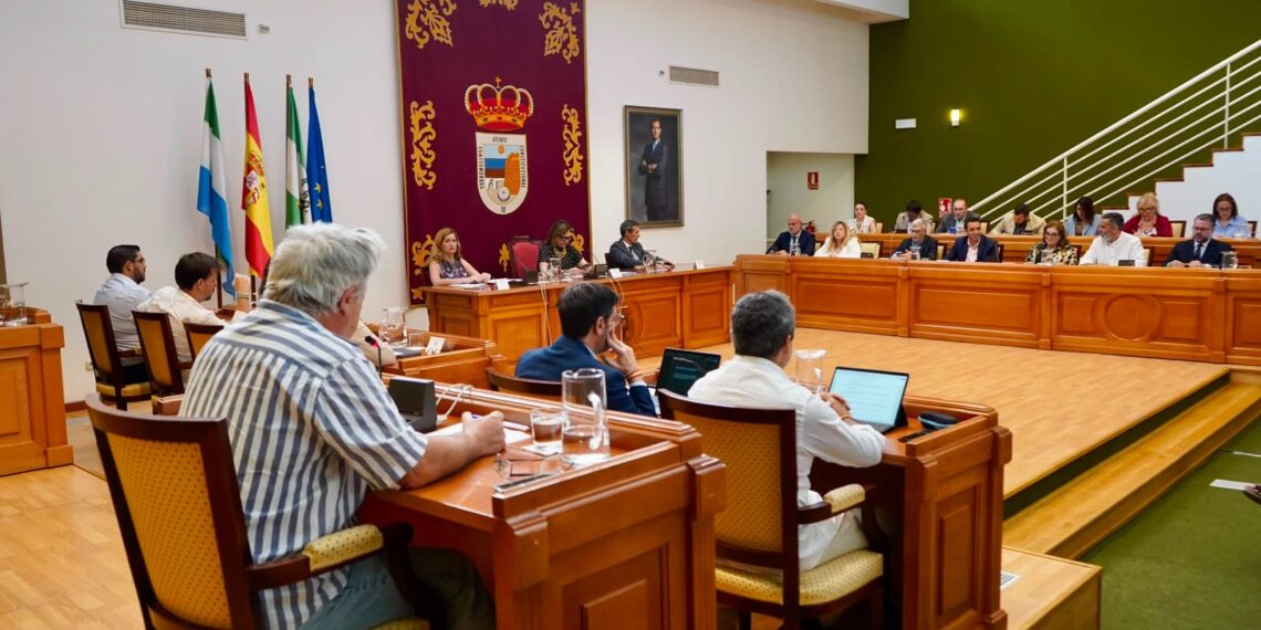 Torremolinos insta al Gobierno Central a instalar pantallas de protección acústica para preservar el descanso de los vecinos de La Leala y Pinillo Norte