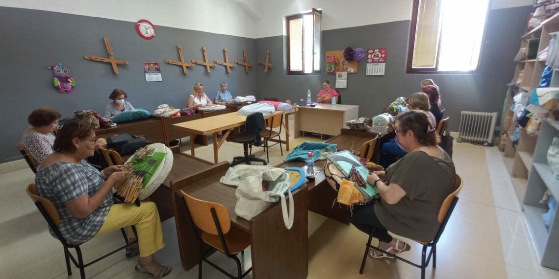 El 3 de junio abre el plazo de renovación de matrículas en la Universidad Popular de Torremolinos