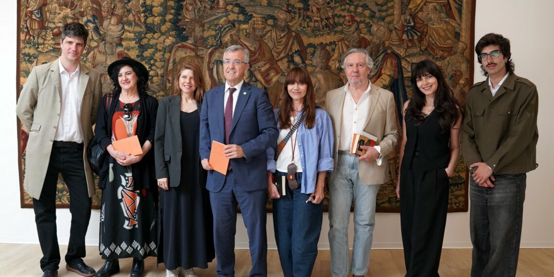 Helena Mariño gana el VI Premio Internacional de Poesía ‘Ciudad de Estepona’ con la obra ‘Mira la palabra cómo brilla’