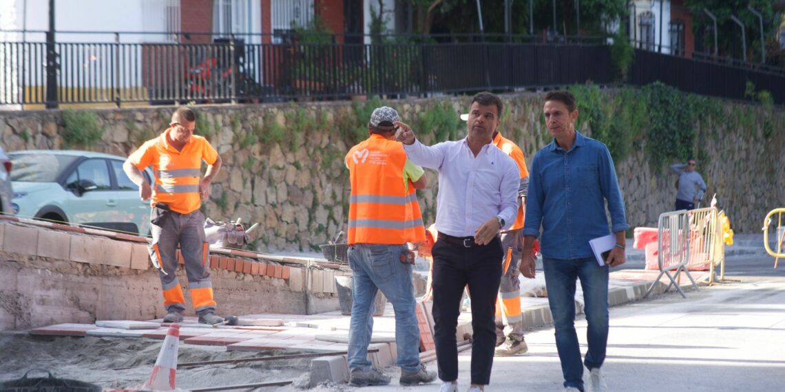 Habilitadas las primeras 51 unidades de aparcamiento en el entorno del puente Cristo del Amor