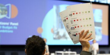 Estepona, una de las 24 localidades que participan en el Panel Ciudadano Europeo sobre Resiliencia Democrática