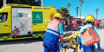 Un atropello en pleno casco antiguo de Frigiliana deja siete personas heridas